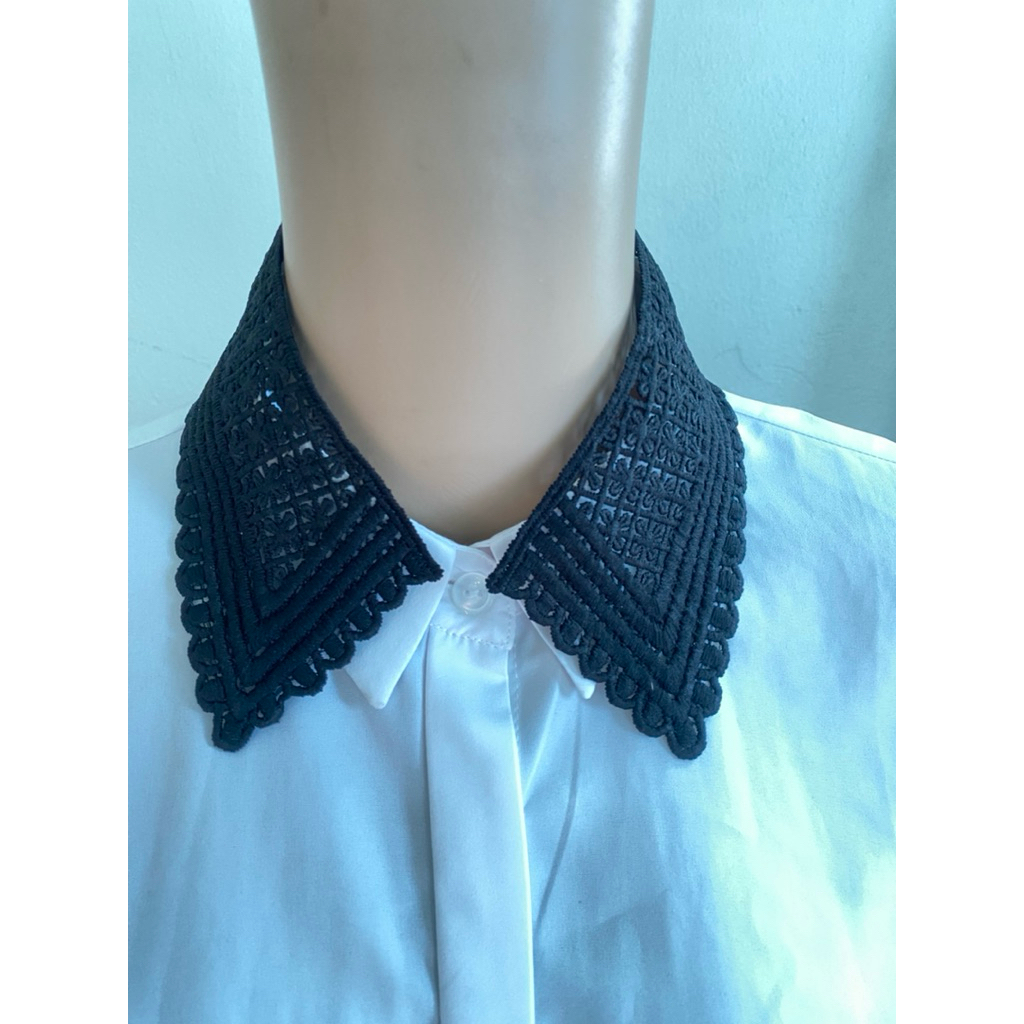 Cổ áo ren + lá cổ đức đen trắng