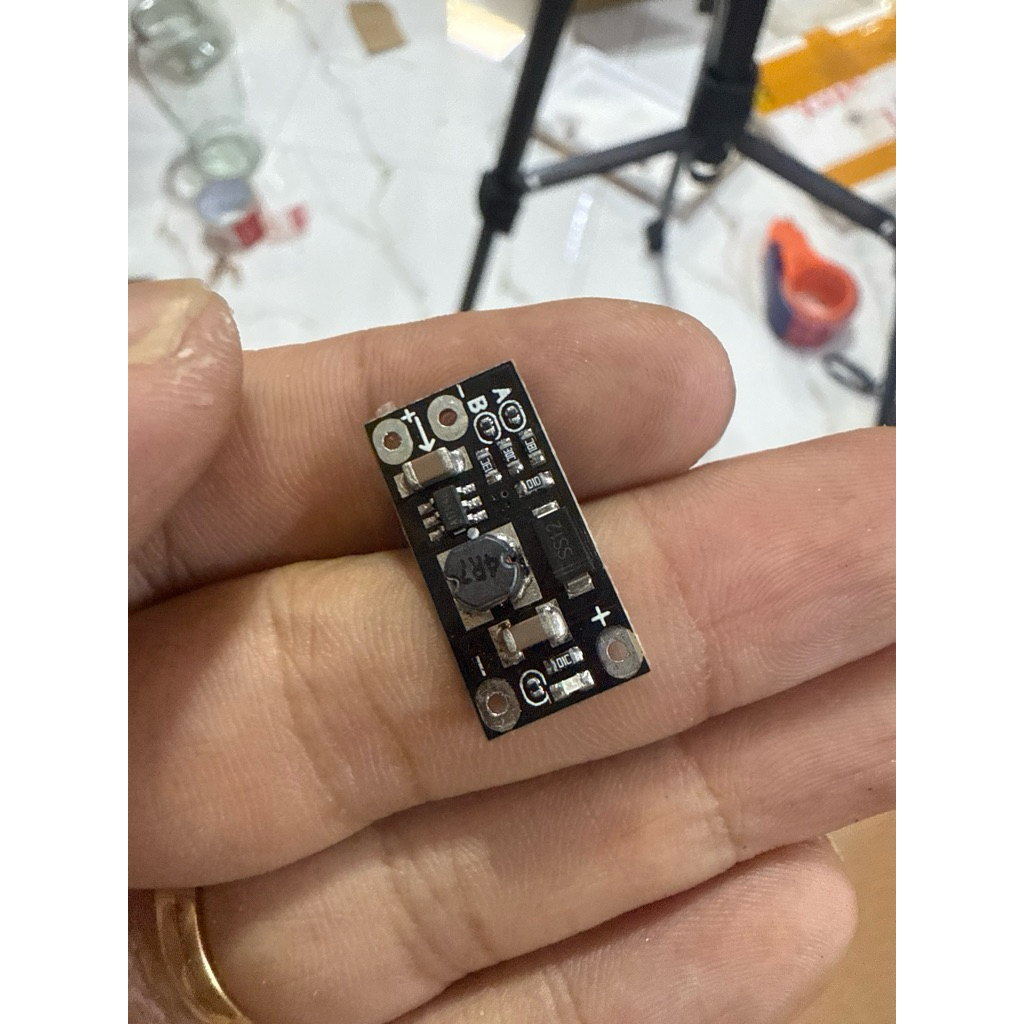 mạch tăng áp mini DC - DC 3v - 5v đầu ra 5v 8v 9v 12v DC