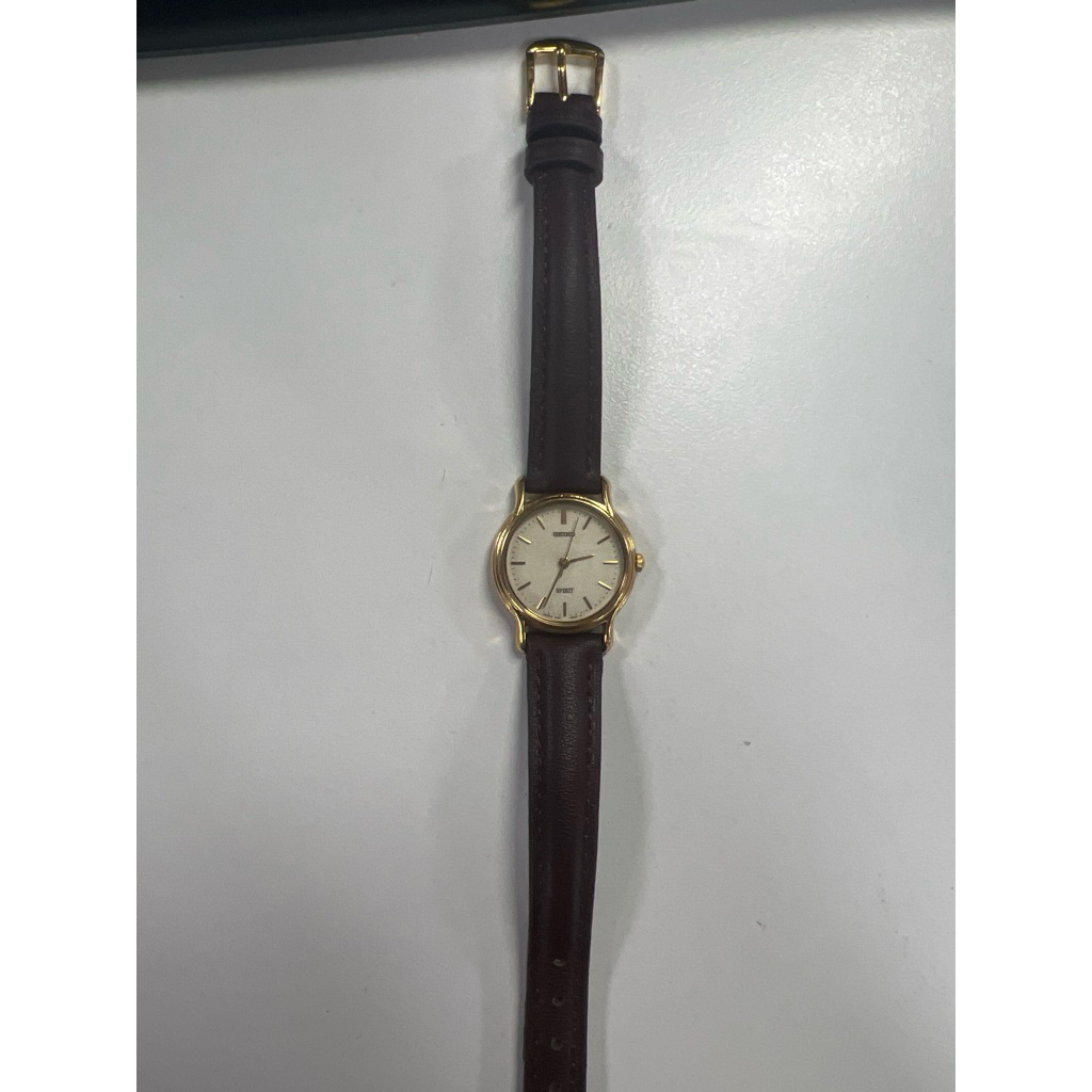 đồng hồ seiko nữ