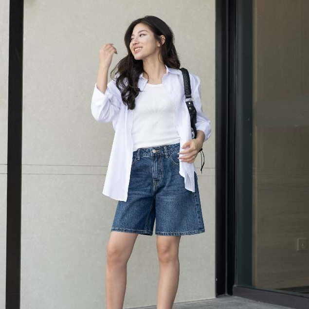 HASHTAGEM - Quần Short Lửng Ngố High Rise Denim Shorts Dark Blue HDS.2 Form Rộng, Xanh Đậm Wash