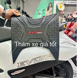 Thảm cao su lót sàn xe Vinfast EVO 200, EVO lite 200, EVO NEO, EVO GRAND  – phong cách, bền bỉ, dễ vệ sinh