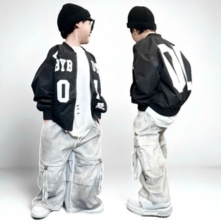 BABYBUYvip Q2516- Áo khoác gió bomber đen 2 lớp lót lụa, in số 01  phối chữ trắng vải mềm nhẹ kháng nước cho bé.