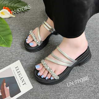  Dép sandal nữ bánh mì quai mảnh xoàn ngang đính đá thời trang Un Store USD076 