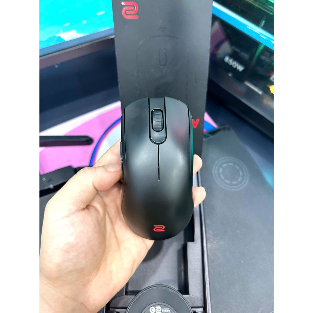 Chuột ZOWIE FK2-DW | 4000 Hz | Có Dock sạc , giá rẻ nhất thị trường