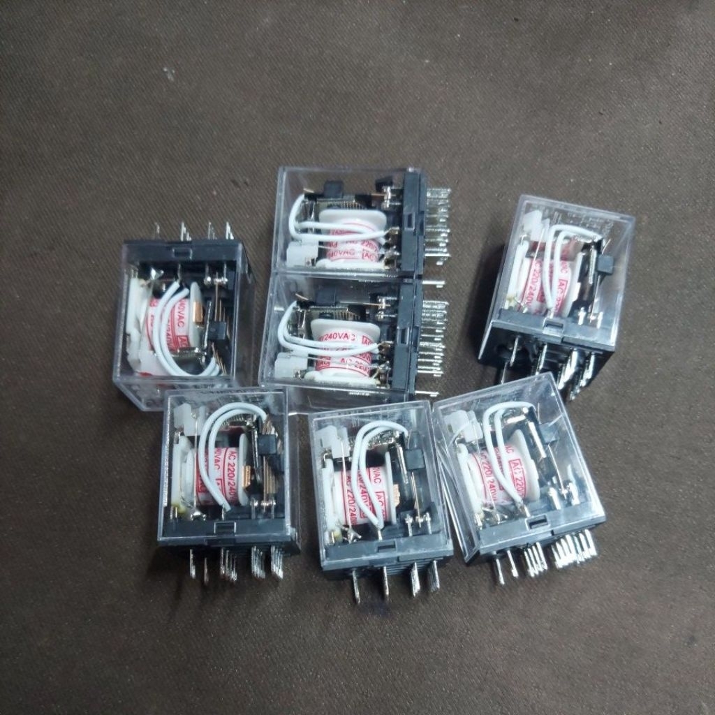 Zole bán dẫn 220V  14 chân