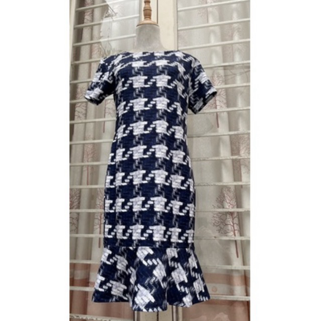 Đầm đuôi cá dư xịn Anfani ngực 108-114 nặng 65-70kg