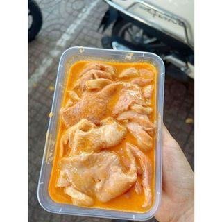 VÚ HEO ƯỚP SẴN SIÊU NGON - Hộp 500gr (giao 2h tphcm)