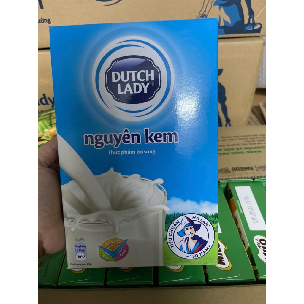 Sữa bột nguyên kem Dutch lady hộp giấy 400g