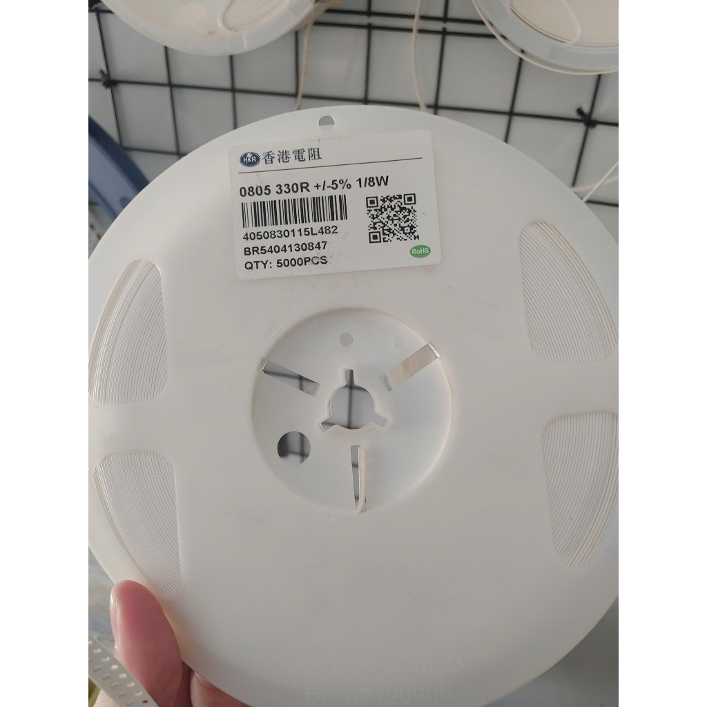 Điện trở 0805 330R 5% dây 100c