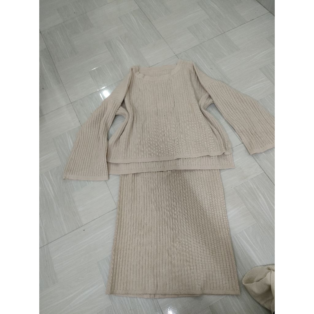 2hand ,set bộ len tăm Size M
