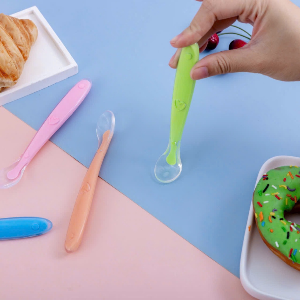 Thìa Silicon Ăn Dặm Mềm Trong Suốt Lion Baby Cho Bé Từ 5m+