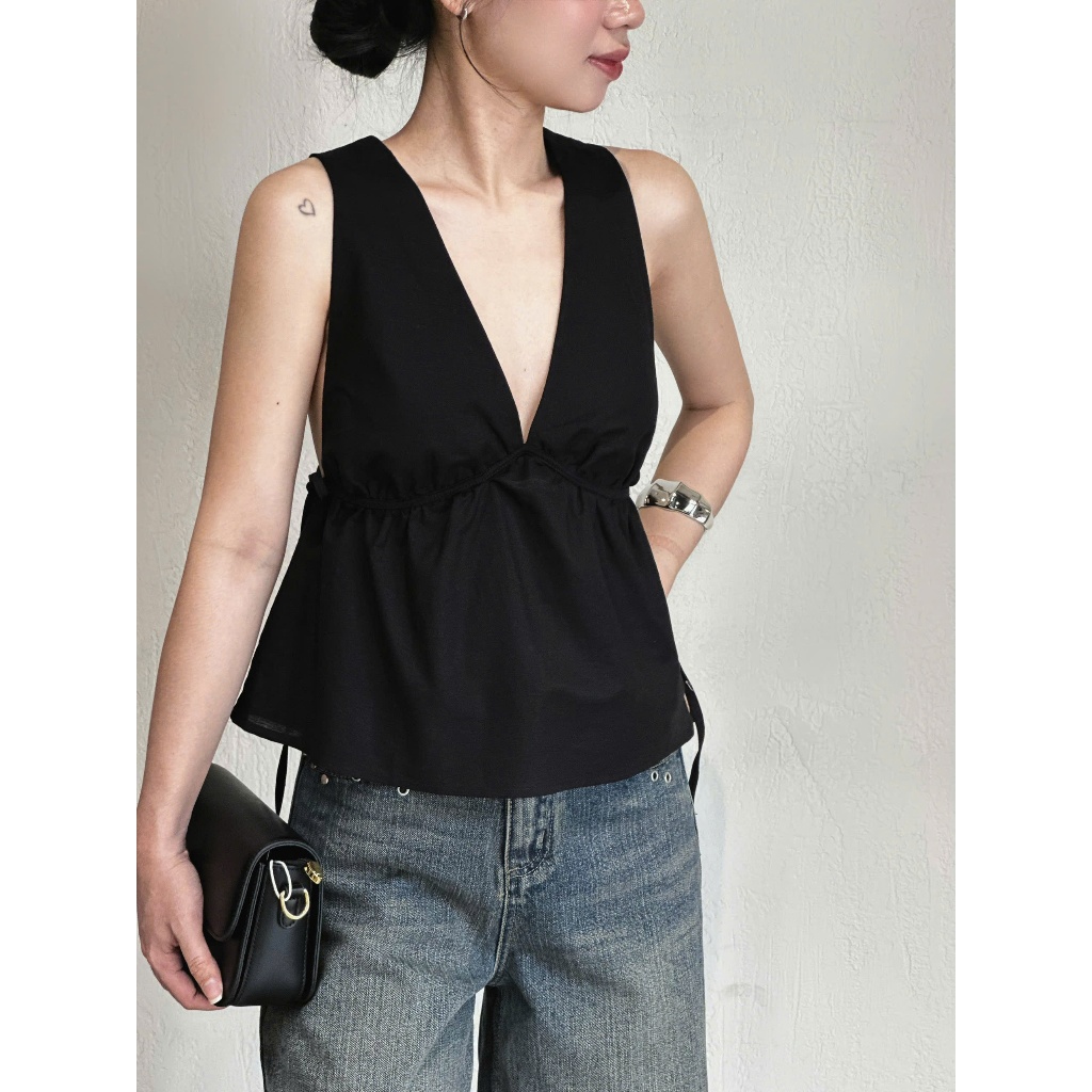 Áo yếm kiểu hở lưng Vibes AV2069