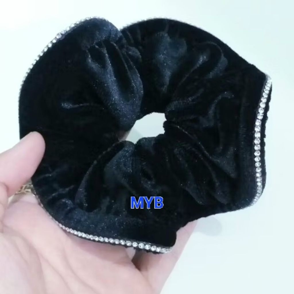 Combo 2 Dây cột tóc vải nhung màu đen đính hạt 1 hàng (Ảnh thật)