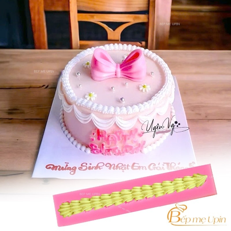 khuôn silicon viền vẩy sò dây xích dài 14cm mã VS01 làm viền bánh kem bánh rau câu