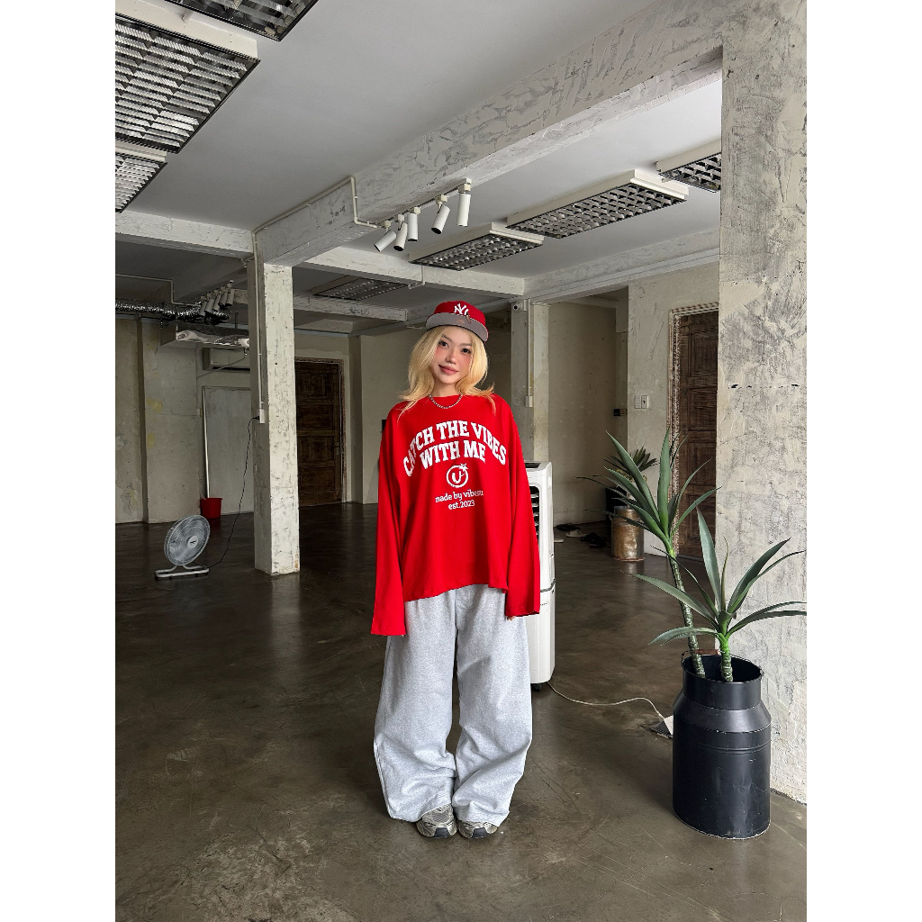 Áo Thun Tay Dài Boxy VIBESTU '' Longsleev With Me '' Form Unisex 250Gsm Cotton | BigBuy360 - bigbuy360.vn