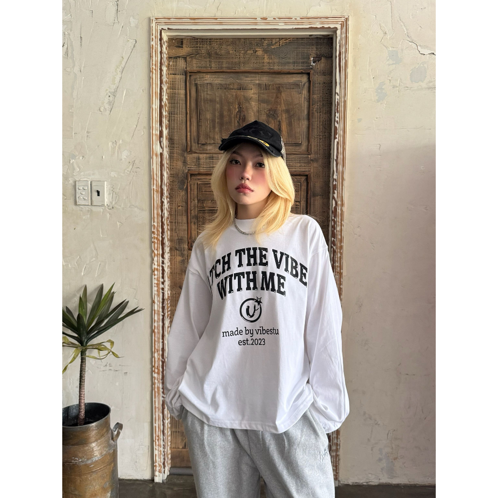 Áo Thun Tay Dài Boxy VIBESTU '' Longsleev With Me '' Form Unisex 250Gsm Cotton | BigBuy360 - bigbuy360.vn