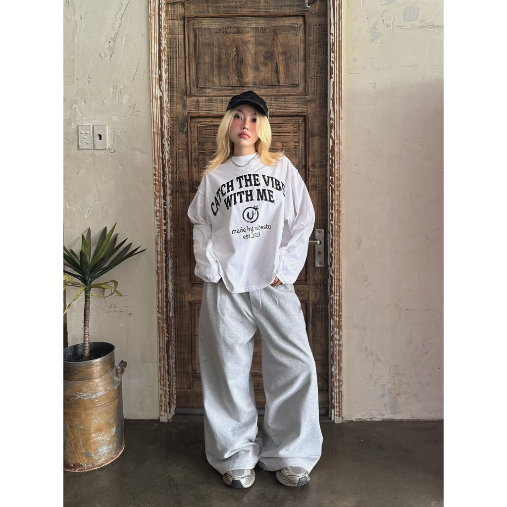 Áo Thun Tay Dài Boxy VIBESTU '' Longsleev With Me '' Form Unisex 250Gsm Cotton | BigBuy360 - bigbuy360.vn