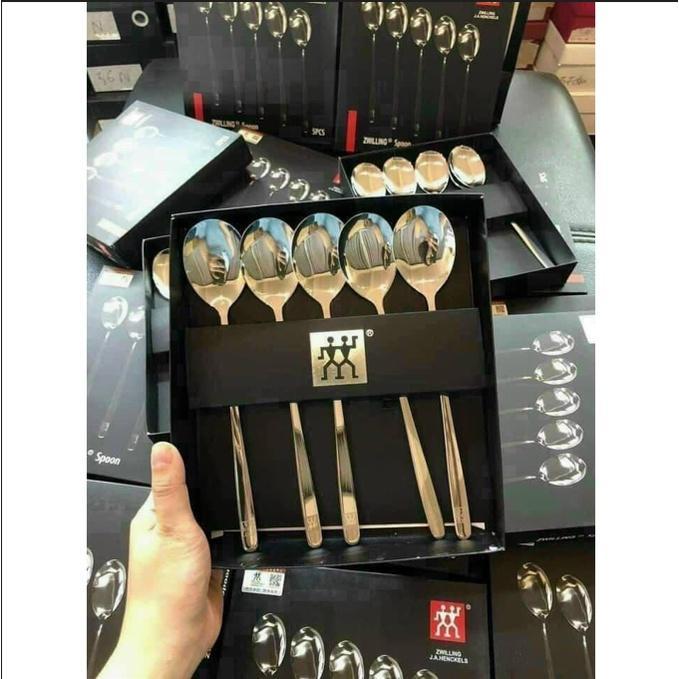 Set 5 muỗng đức cán dài hoặc cán ngắn kèm hộp loại dày bền bỉ an toàn cho sức khỏe C068