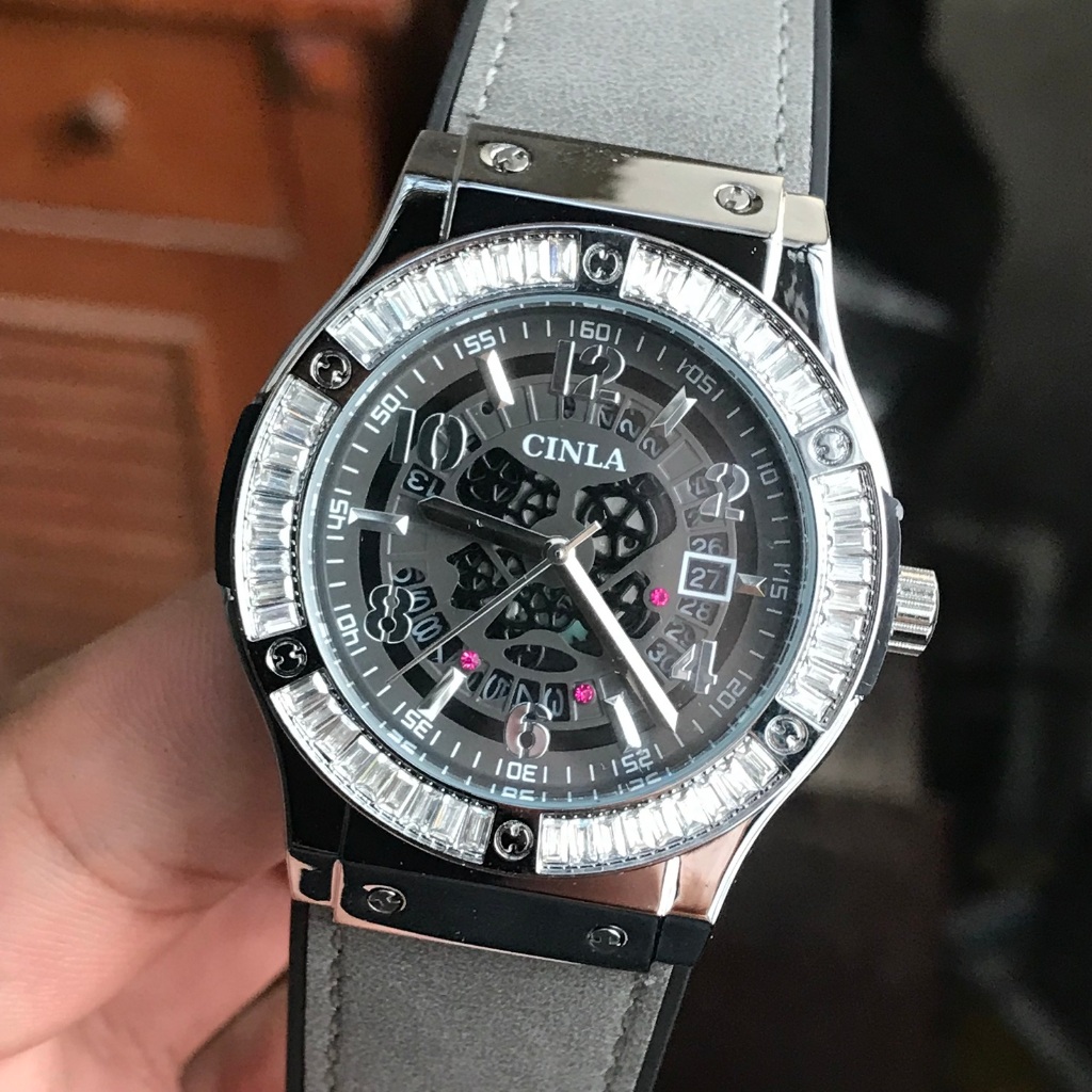Đồng Hồ HUB Nam Hiệu Cinla Có Đính Hạt Đường Kính 39mm 420