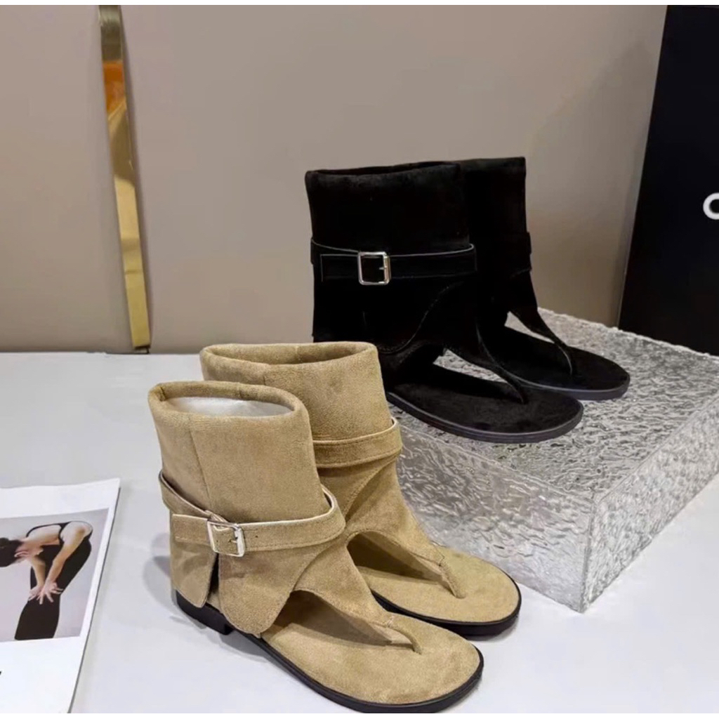 Boots - Bốt Kẹp xỏ Ngón Đính Khuy Cài Sang Chảnh Z6