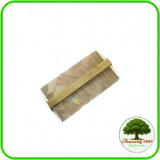 Lược chải chí gàu bụi bẩn bằng nhựa , gỗ tiện lợi