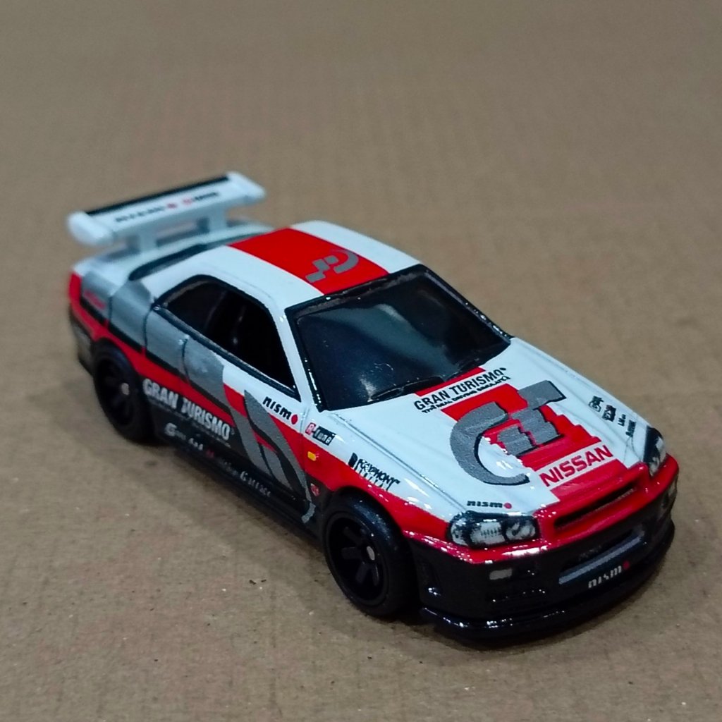 Hot Wheels Premium Nissan Skyline GT-R (R34) Gran Turismo 7