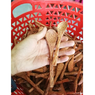 Bát/chén gáo dừa kèm thìa gỗ