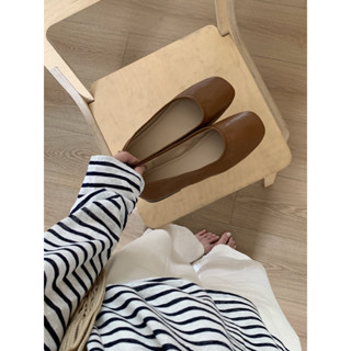  Giày búp bê da mềm đế mềm thấp bệt nữ màu nâu da bò màu trắng kem có sẵn QCCC HN fullbox 3202 