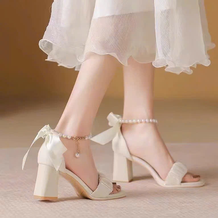 Giày cao gót nữ TLS104 đế vuông thắt nơ 7 phân quai ngọc thời trang