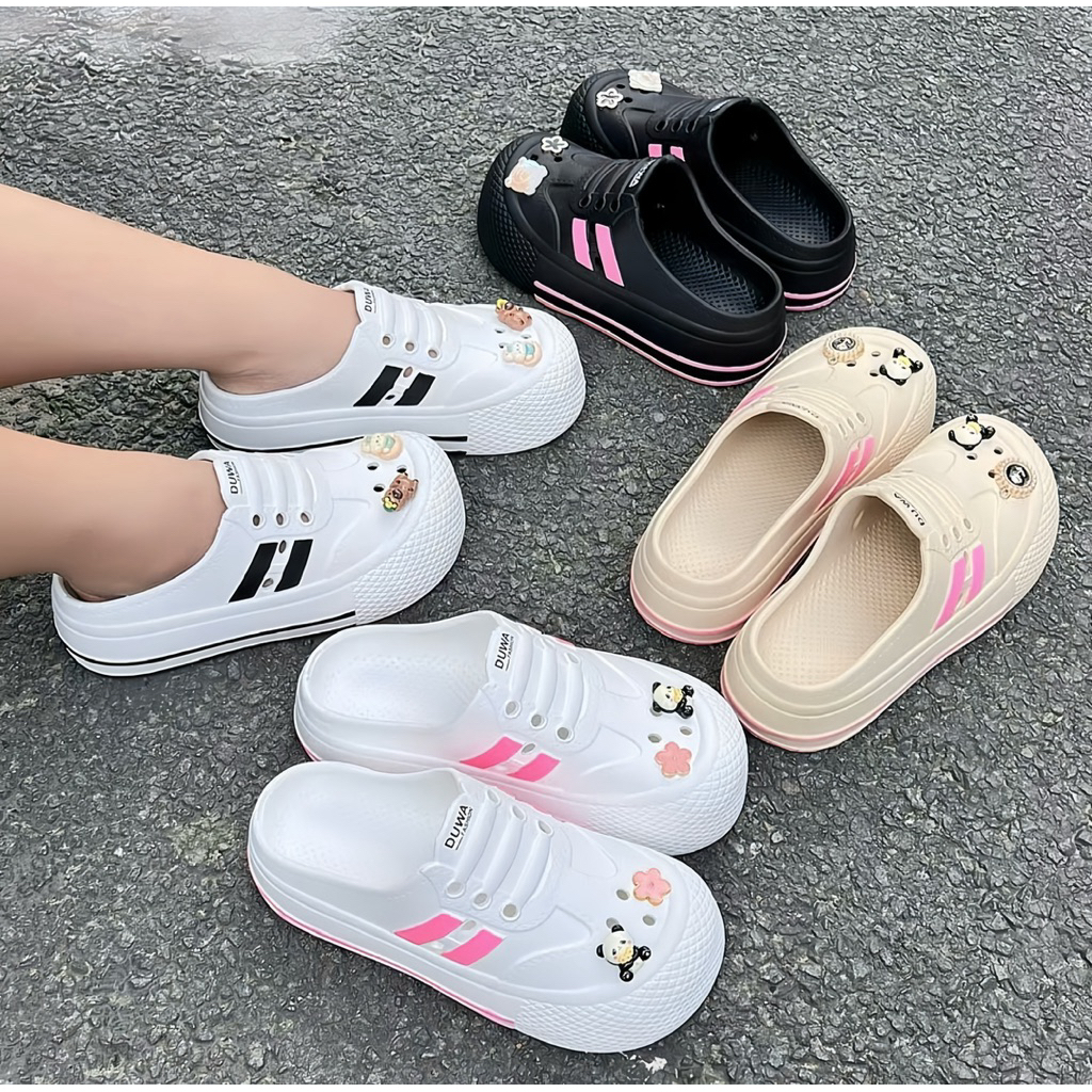 Dép sục Eva nữ siêu êm nhẹ tặng kèm 4 charm ngẫu nhiên, không thấm nước mẫu mới 2025 phong cách trẻ trung năng động