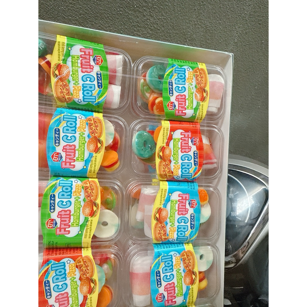 sỉ khay 20 hũ kẹo dẻo cuộn kèm dẻo donut