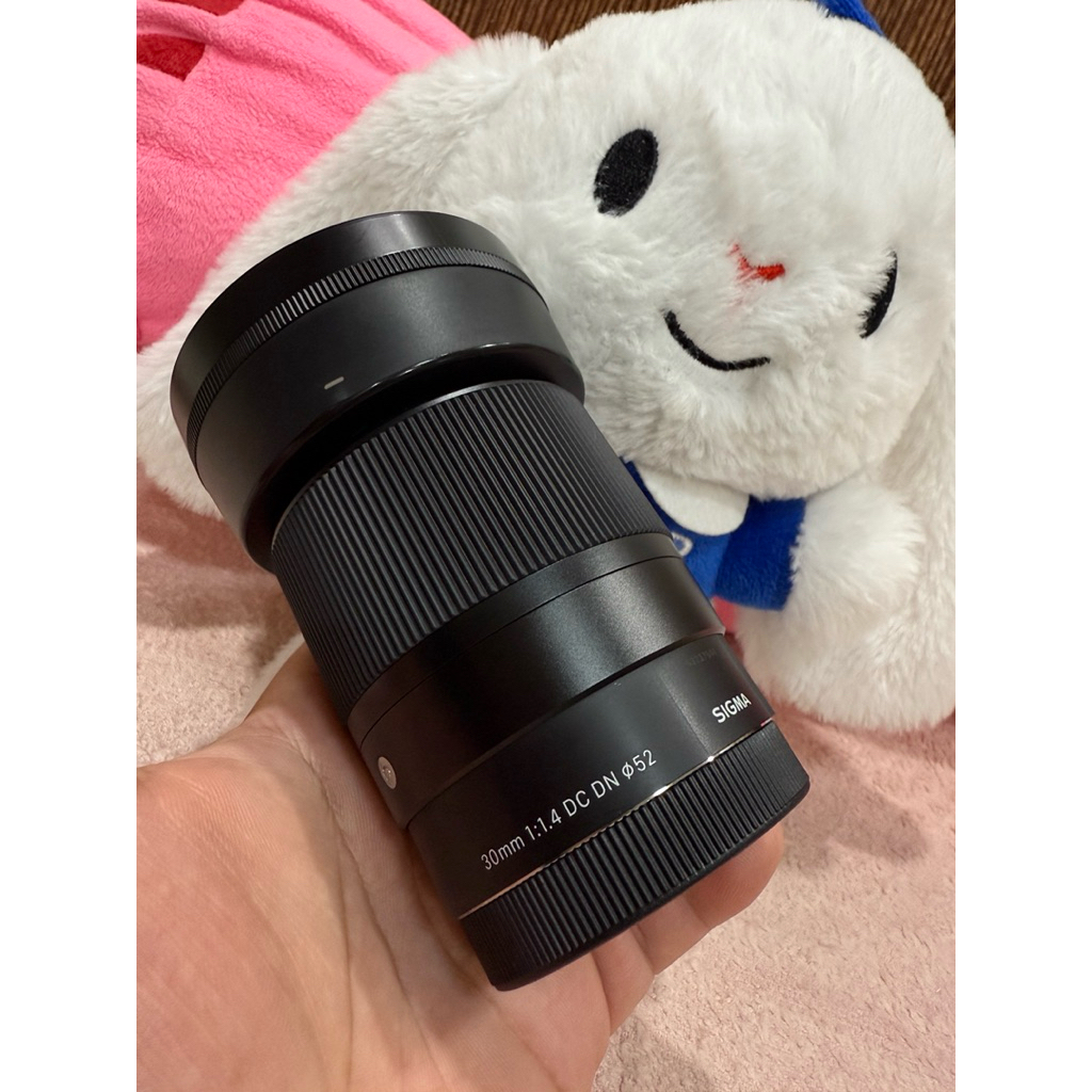Lens Sigma 30/f1.4