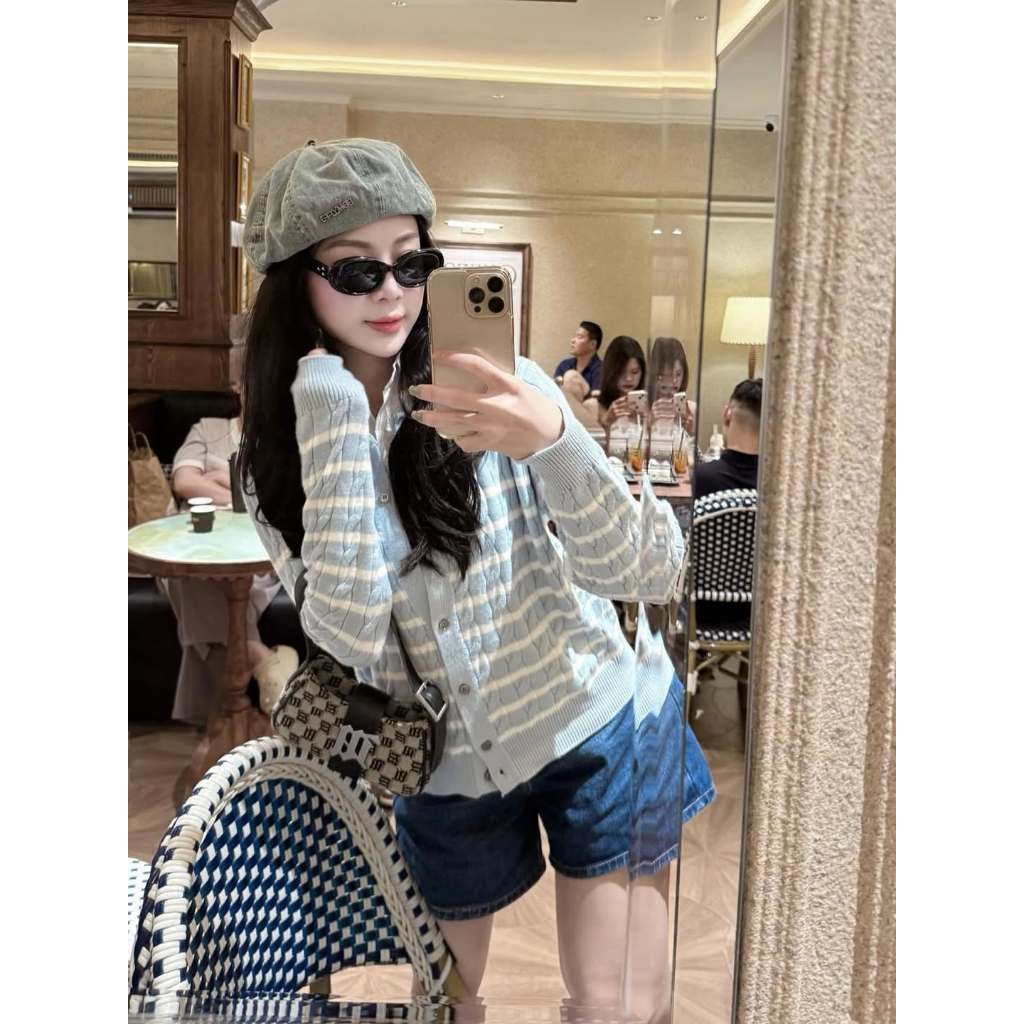 Áo Len Nữ Cardigan Thêu Hình Gấu Sọc Ngang Dài Tay Form Rộng  Hàn Quốc Siêu Hot 2025 TH13 | BigBuy360 - bigbuy360.vn