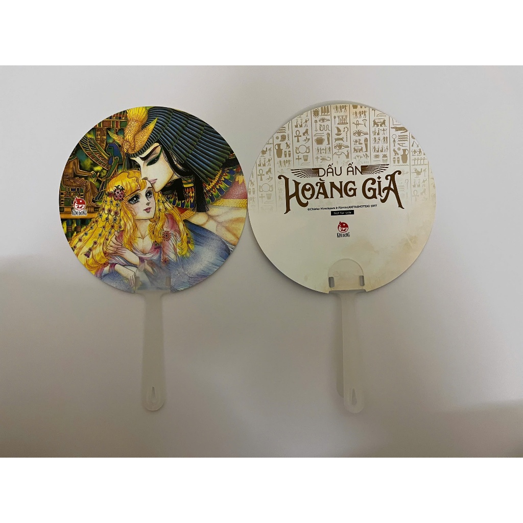 Quạt cầm tay Dấu ấn Hoàng gia - Blossom Day 2025 - NXB Kim Đồng