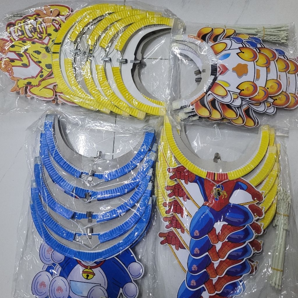 Lồng đèn giấy hình thú và ống tròn 10 con