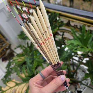 Phao Cỏ Lau Tự Nhiên Trúc Việt – Chuẩn Xác Từng Khoảnh Khắc phao câu cá 