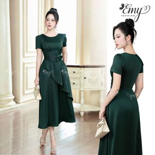  Đầm Dự Tiệc EMY Thiết Kế Cao Cấp Trung Niên EM7520 Dáng Xoè Cổ Tròn Tay Ngắn Màu Đen Vải Mango Gân 