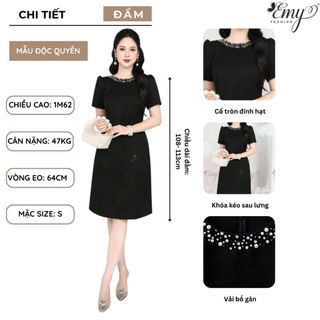 Đầm Suông Đen EM7359 Vải Bố Gân Cổ Tròn Tay Ngắn Đính Hạt