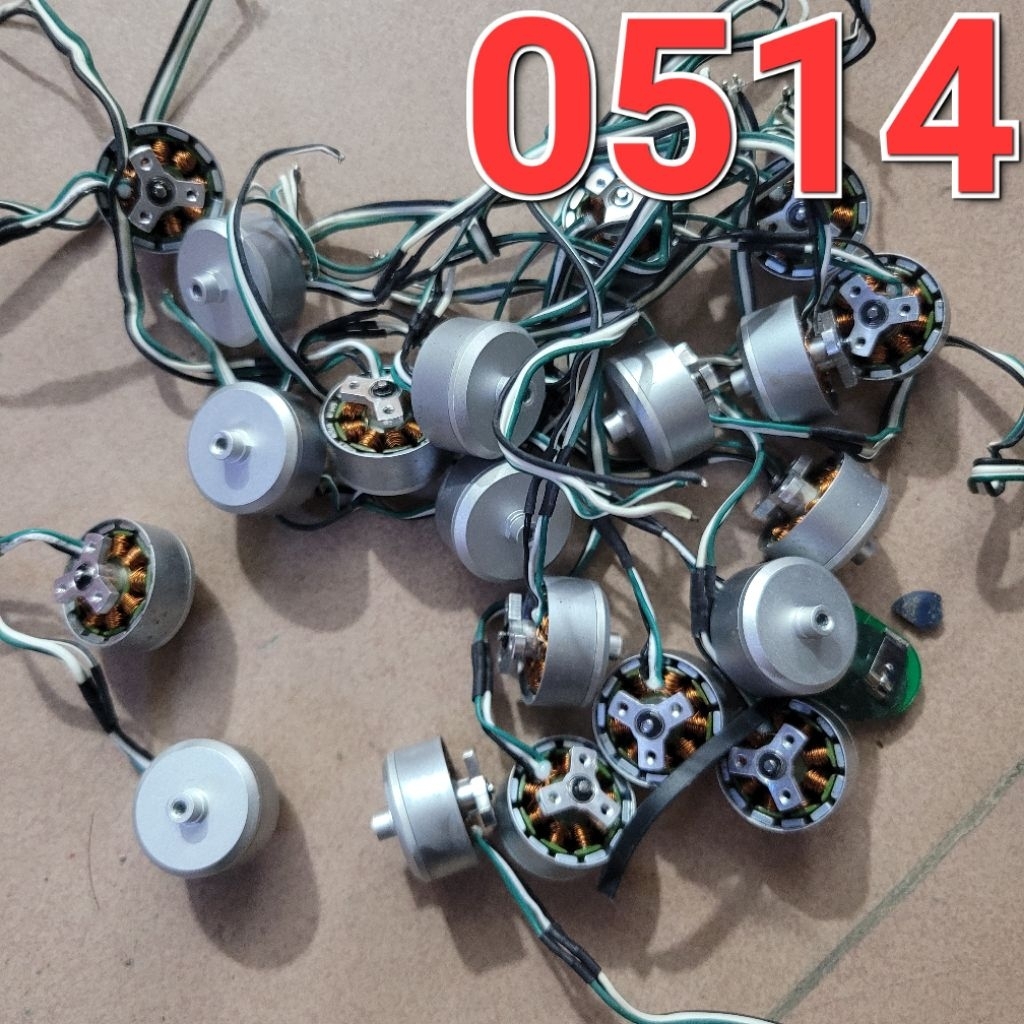 động cơ flycam 3 dây tháo gỡ cũ 2.4cm (giá bán 1 )