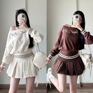 (Hàng Shop):Set Áo Nỉ Xốp Lệch Vai Thêu Chữ 2 Màu Mix Chân Váy Cạp Phẳng Bản To Xoè Xếp Ly Cùng Tone Cá Tính- Ảnh Lolaye