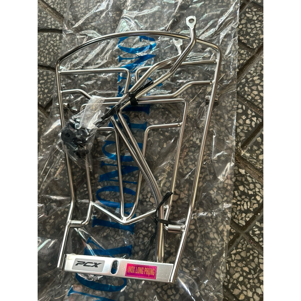 Baga bửng xe PCX 2010 hàng đẹp dày