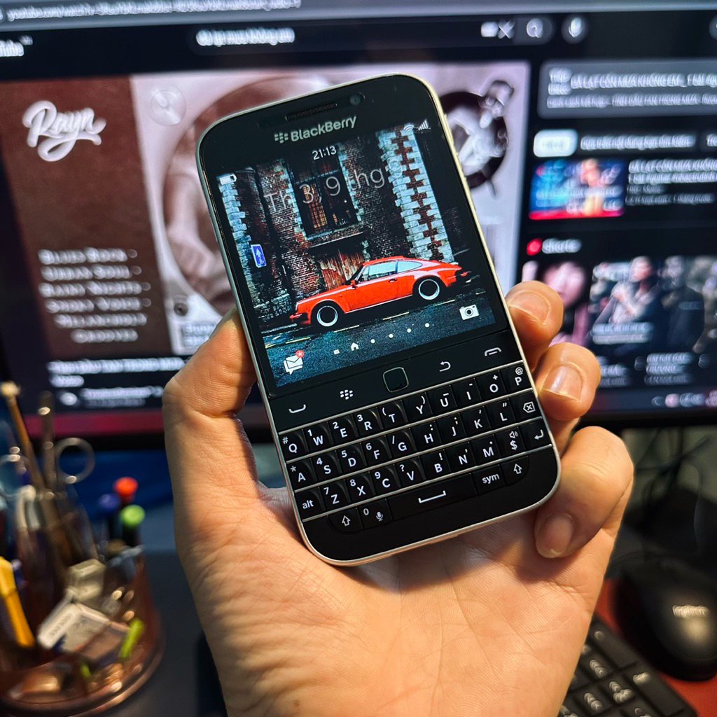 Điện Thoại Blackberry Q20 Classic