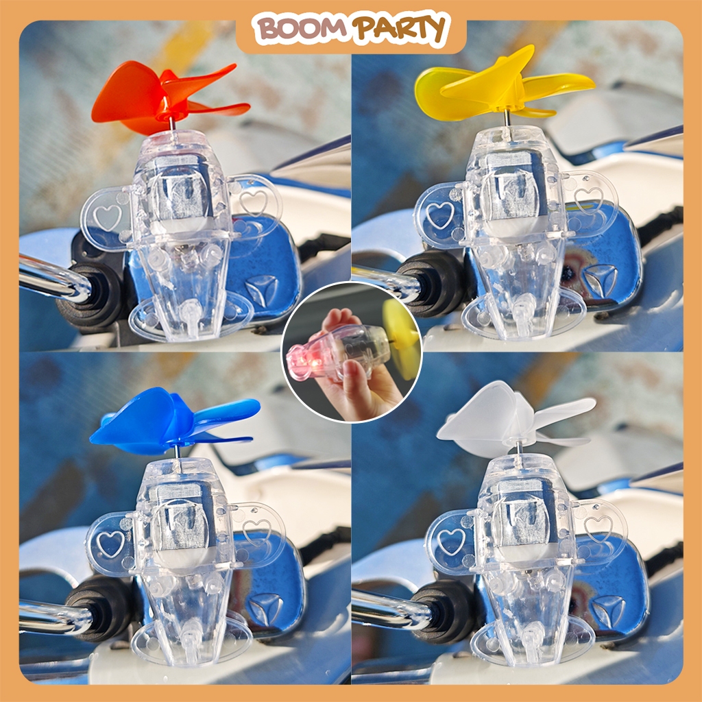 Máy Bay Phát Sáng Nhờ Lực Gió Giải Trí, Phụ Kiện Đồ Chơi Gắn Xe Nón Bảo Hiểm Nhiều Màu