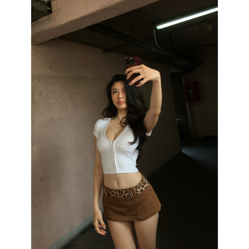 Chân váy kaki beo ByveeStyle - chân váy ngắn mini skirt dễ phối đồ tôn chân | BigBuy360 - bigbuy360.vn