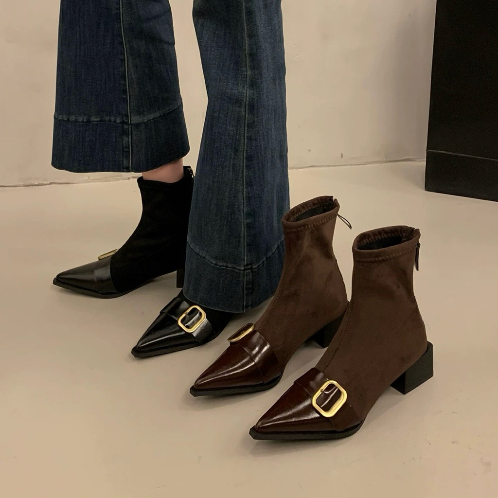 Boots da lộn cổ ngắn cho nữ phối da mũi nhọn đế vuông cao 4cm