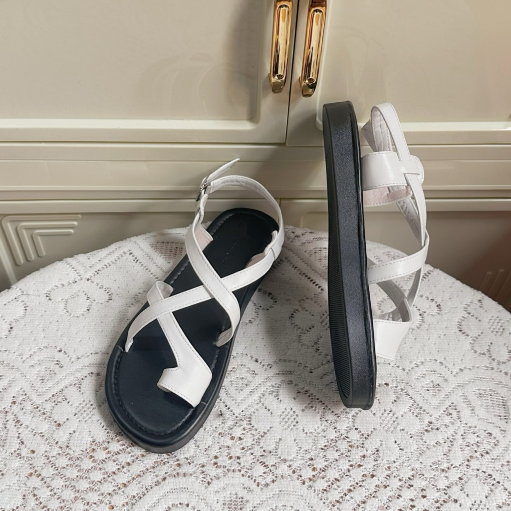 Dép quai hậu đế bệt chéo xỏ ngón đế êm dễ phối đồ thời trang nữ