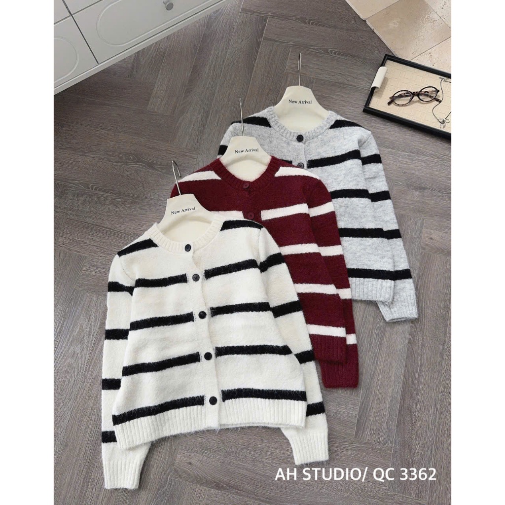 Áo Len Cardigan Nữ Kẻ Sọc Form Rộng Dáng Suông, Áo Khoác Len Cài Nút Dài Tay Basic Hàn Quốc | BigBuy360 - bigbuy360.vn