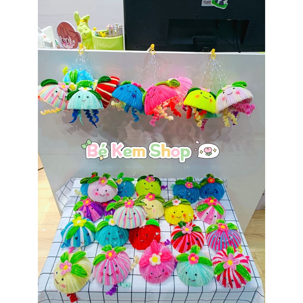 Lồng Đèn Sứa Kẽm Nhung Trung Thu có đèn