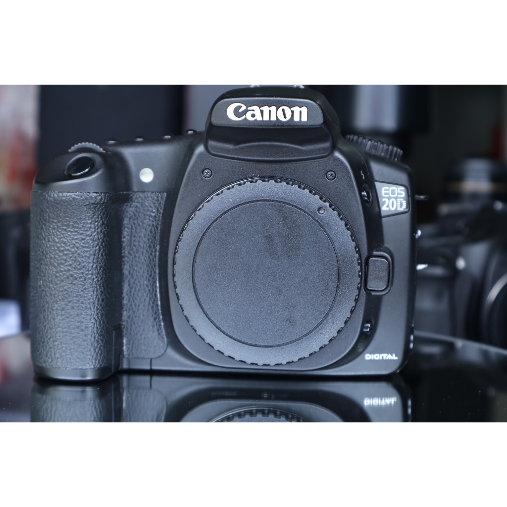 Canon 20D -  full bộ + pin sạc +lens tamron 28 80mm