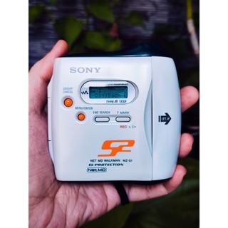 Máy nghe nhạc Minidisc MD